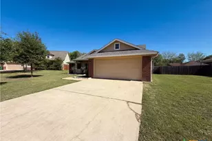8710 Surrey Ct, Temple, TX 76502 - Photo 7