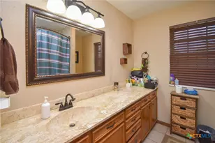 103 Rhodes Rd, Victoria, TX 77904 - Photo 29