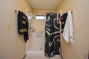 103 Rhodes Rd, Victoria, TX 77904 - Photo 23