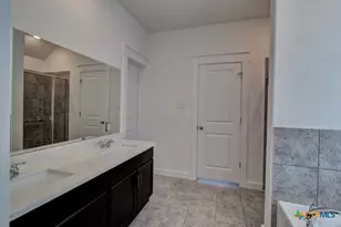 960 Tornado Rdg, New Braunfels, TX 78130 - Photo 25