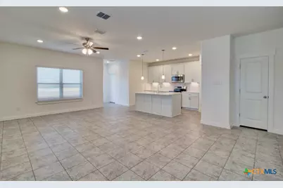 960 Tornado Ridge, New Braunfels, TX 78130 - Photo 13