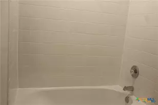 1060 Pronghorn Trl, Seguin, TX 78155 - Photo 13