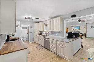 73 Mesquite St, Lolita, TX 77971 - Photo 7