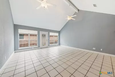 2258 Kensington Way, New Braunfels, TX 78130 - Photo 11