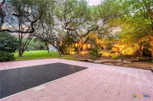 8902 Sonata Ct, San Antonio, TX 78266 - Photo 7