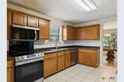 235 Roadrunner Avenue, New Braunfels, TX 78130 - Photo 3