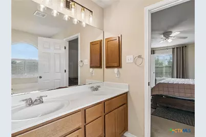 235 Roadrunner Avenue, New Braunfels, TX 78130 - Photo 23