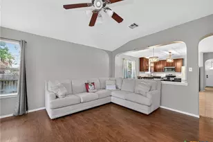 211 Starling Creek, New Braunfels, TX 78130 - Photo 13