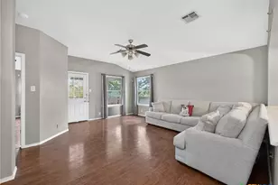 211 Starling Creek, New Braunfels, TX 78130 - Photo 11