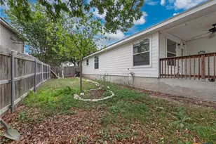 211 Starling Creek, New Braunfels, TX 78130 - Photo 33