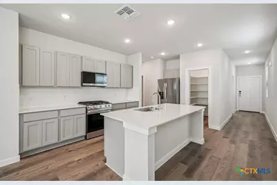 4330 Hobbiton Way, New Braunfels, TX 78130 - Photo 3