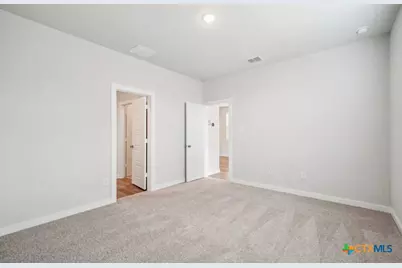 4330 Hobbiton Way, New Braunfels, TX 78130 - Photo 15