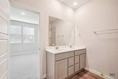 4330 Hobbiton Way, New Braunfels, TX 78130 - Photo 17