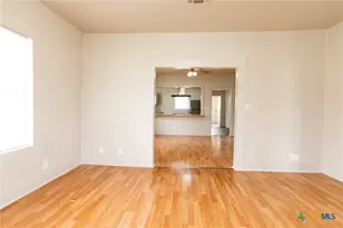 905 N 9th St, Temple, TX 76501 - Photo 9