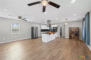 2716 McKenzie Ave, Waco, TX 76708 - Photo 9