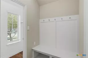 1917 Creek Ridge St, Seguin, TX 78155 - Photo 5