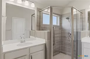 1917 Creek Ridge St, Seguin, TX 78155 - Photo 31