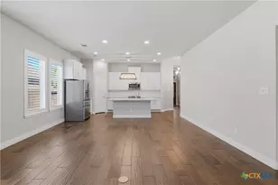 1917 Creek Ridge St, Seguin, TX 78155 - Photo 15