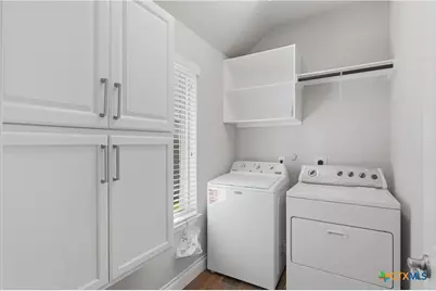 1917 Creek Ridge Street, Seguin, TX 78155 - Photo 7