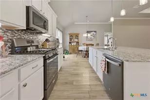 605 Willow Dr, Troy, TX 76579 - Photo 9