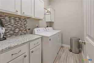 605 Willow Dr, Troy, TX 76579 - Photo 17