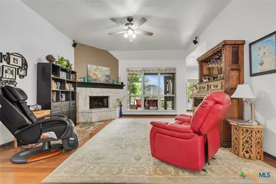 2072 Stonehaven, New Braunfels, TX 78130 - Photo 7