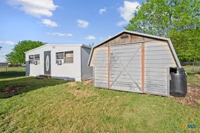 11510 S Whitehall Road, Temple, TX 76504 - Photo 23