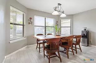 11510 S Whitehall Rd, Temple, TX 76504 - Photo 9