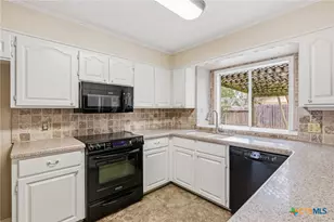 306 Antietam Dr, Victoria, TX 77904 - Photo 7