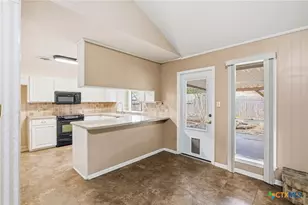 306 Antietam Dr, Victoria, TX 77904 - Photo 9