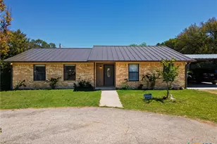 227 Commanche St, Copperas Cove, TX 76522 - Photo 1