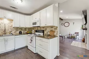 227 Commanche St, Copperas Cove, TX 76522 - Photo 11