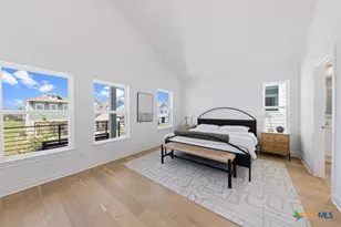 795 N Academy Ave, New Braunfels, TX 78130 - Photo 11