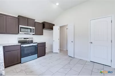610 Bobby Lou Lane, Copperas Cove, TX 76522 - Photo 11