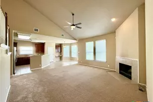 613 Magdalena Ln, New Braunfels, TX 78132 - Photo 11