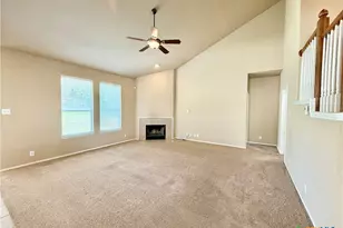 613 Magdalena Ln, New Braunfels, TX 78132 - Photo 13