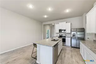 829 Stonemanor, Seguin, TX 78155 - Photo 11
