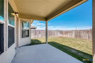 829 Stonemanor, Seguin, TX 78155 - Photo 27