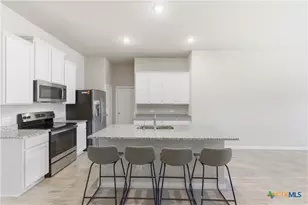 829 Stonemanor, Seguin, TX 78155 - Photo 13