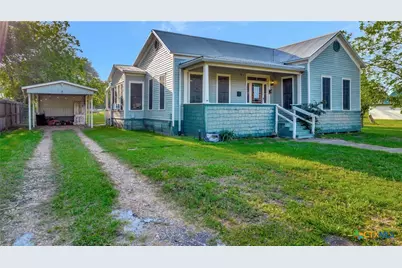 204 S Valley Street, Cuero, TX 77954 - Photo 1