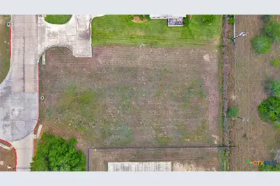 205 Kerh Boulevard, Victoria, TX 77904 - Photo 11