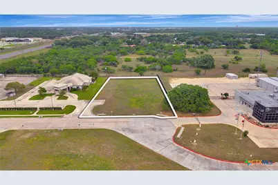 205 Kerh Boulevard, Victoria, TX 77904 - Photo 1