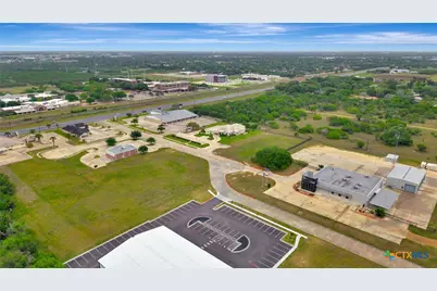 205 Kerh Boulevard, Victoria, TX 77904 - Photo 23