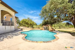 1054 Provence Pl, New Braunfels, TX 78132 - Photo 37