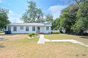 268 E Mill St, New Braunfels, TX 78130 - Photo 29