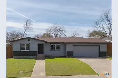 209 W Victory Avenue, Temple, TX 76501 - Photo 1