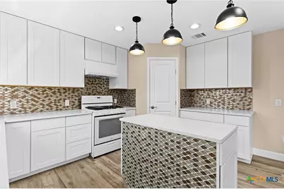 209 W Victory Avenue, Temple, TX 76501 - Photo 7