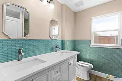 209 W Victory Avenue, Temple, TX 76501 - Photo 9