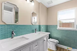 209 W Victory Ave, Temple, TX 76501 - Photo 9