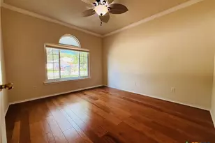 109 W Great Plains Trail, Harker Heights, TX 76548 - Photo 3